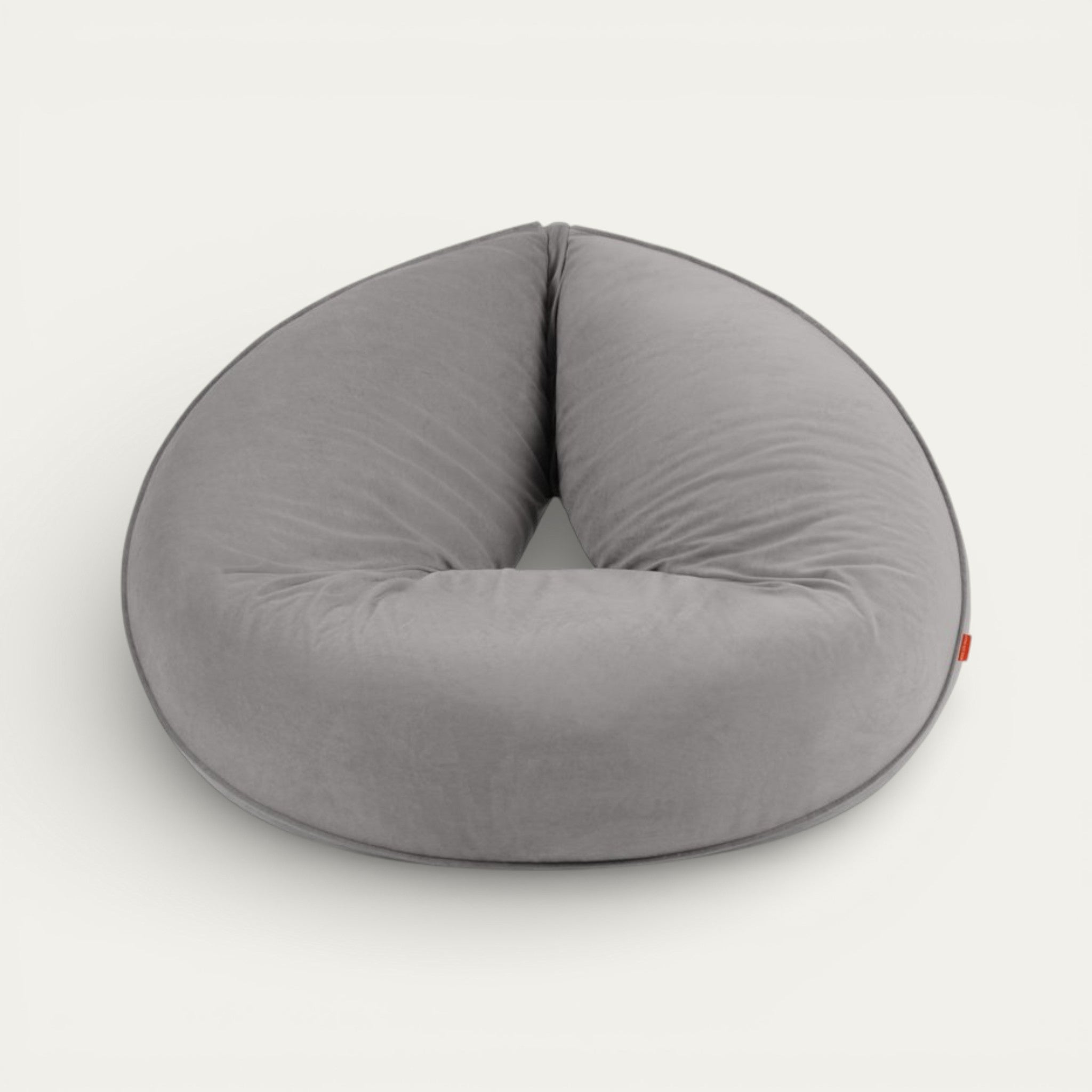 Mechta (Dream) Armchair | Elegant Grey Accent Seating